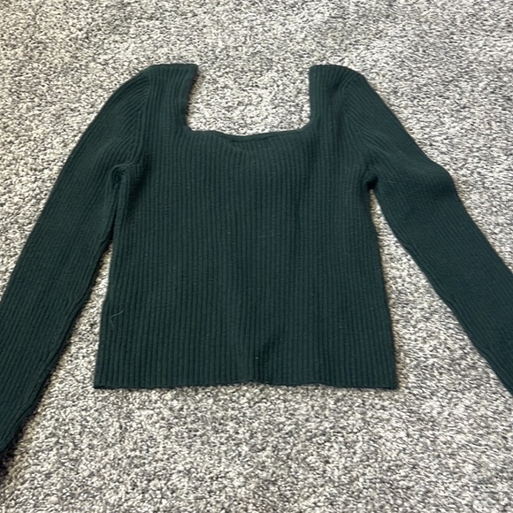 Old navy sweater, size S - Picture 2 of 3